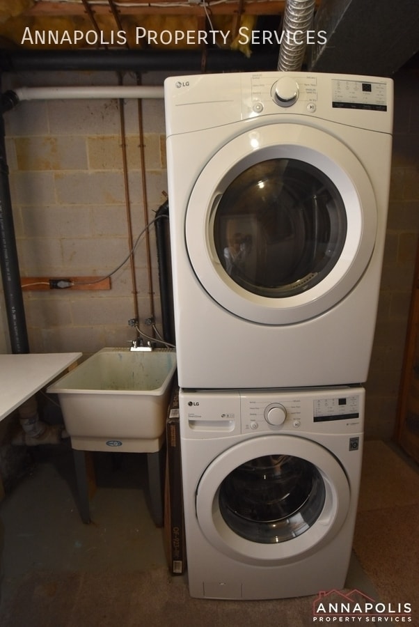 Building Photo - 451 Knottwood Ct