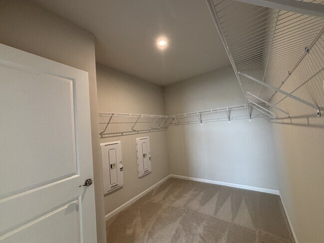 Building Photo - 1781 West Palms Drive
