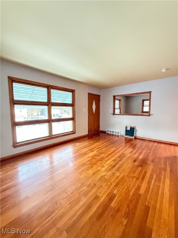 Building Photo - 934 Nevin St