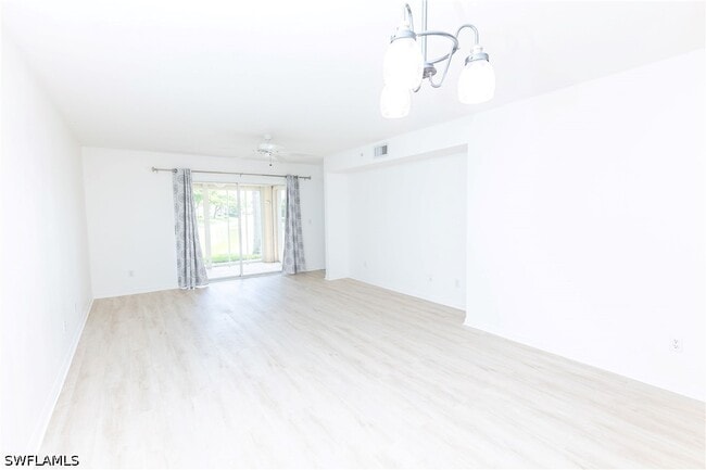 Building Photo - 2456 Millcreek Ln