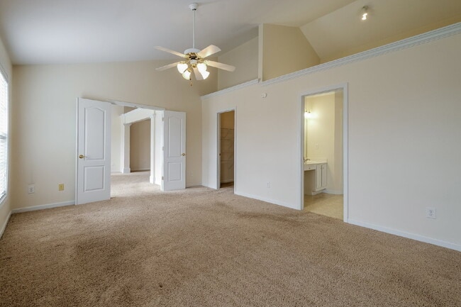 Building Photo - 1072 Pecan Grove Pl