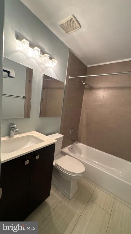 Building Photo - 11251 Skilift Ct