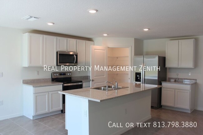 Building Photo - 3604 Forest Path Dr