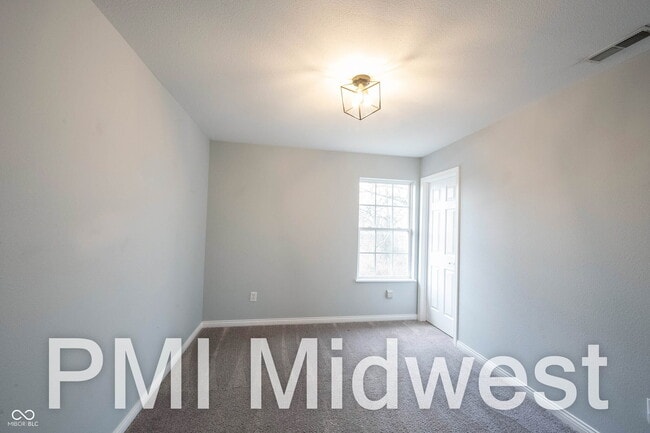 Building Photo - 18058 Cristin Way