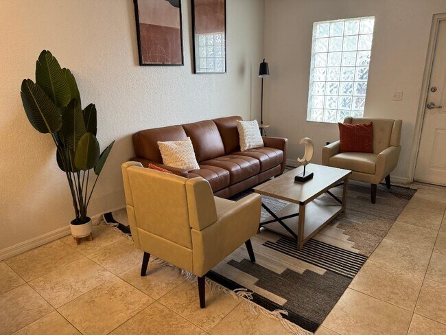 Building Photo - 8313 Bernwood Cove Loop