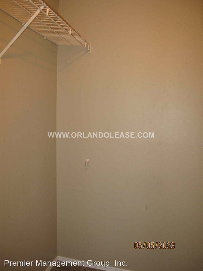 Building Photo - 3 br, 2 bath House - 4240 PERSHING POINTE ...