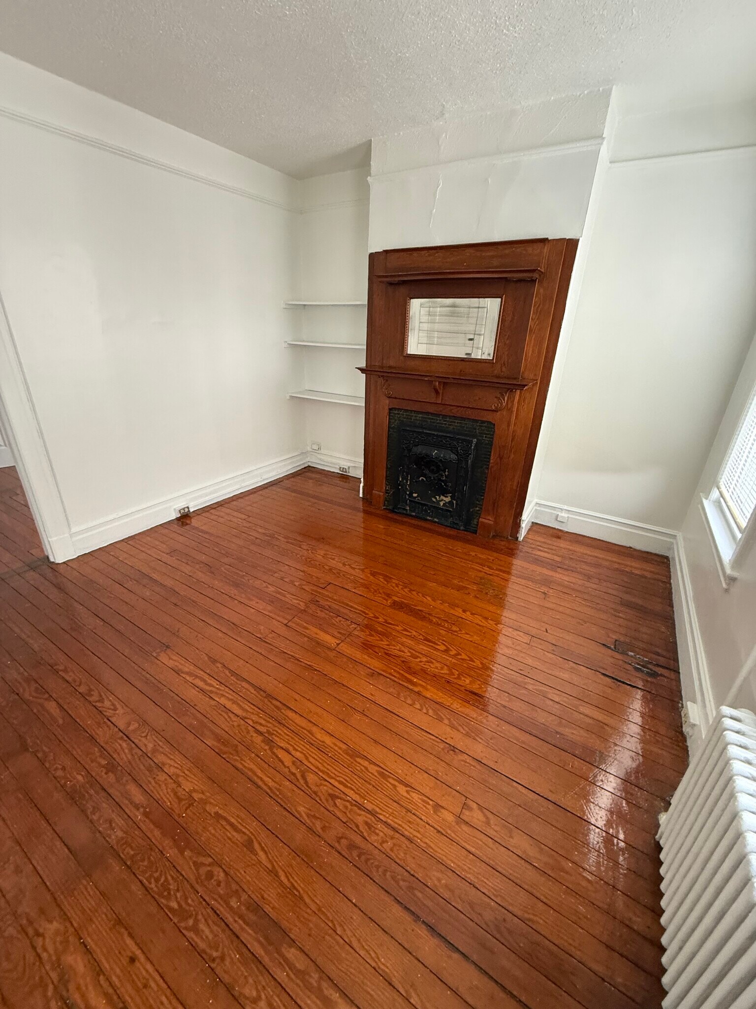 Building Photo - 22 Sherwood Ave