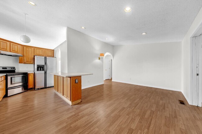 Building Photo - One Level Home in Stead