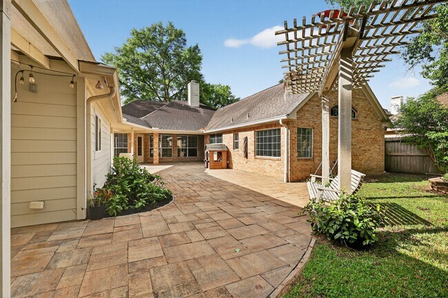 Building Photo - 3614 Cedar Glen Ln