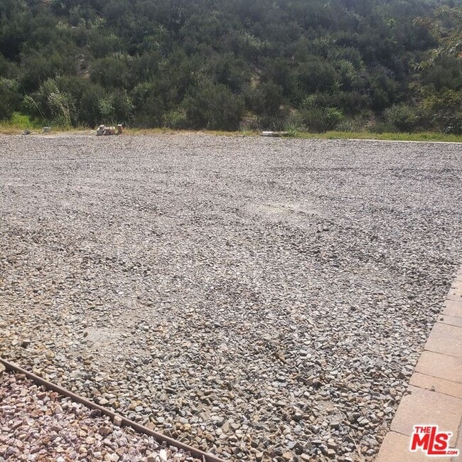 Building Photo - 42100 Parado Del Sol Dr