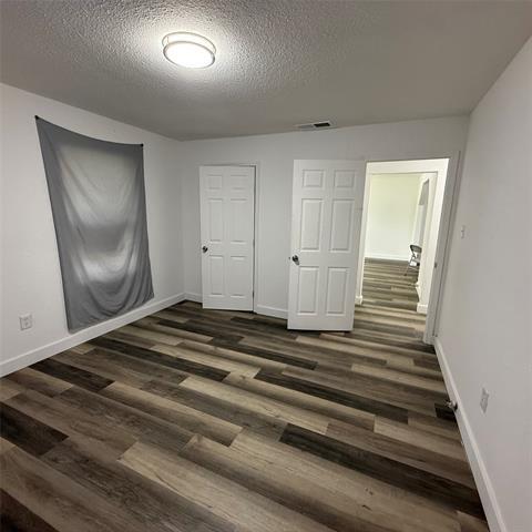 Building Photo - 1306 Liveoak Ave