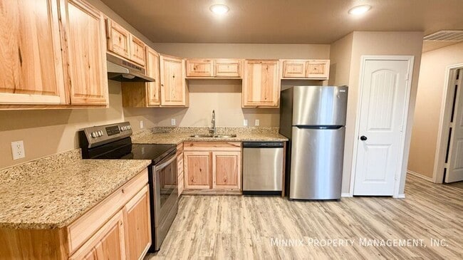 Building Photo - 7403 5th St