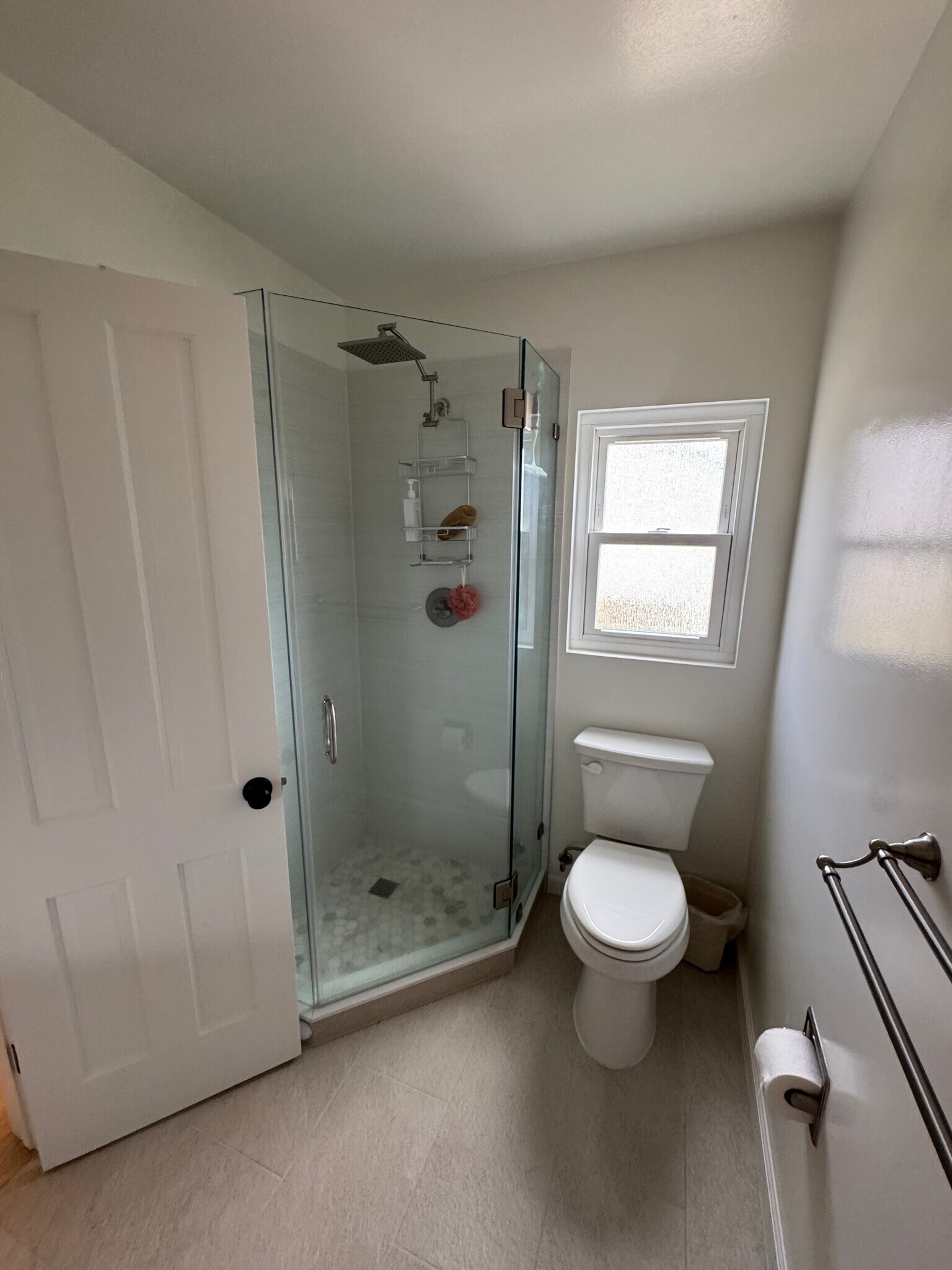 Master bath - 304 N Meadows Ave