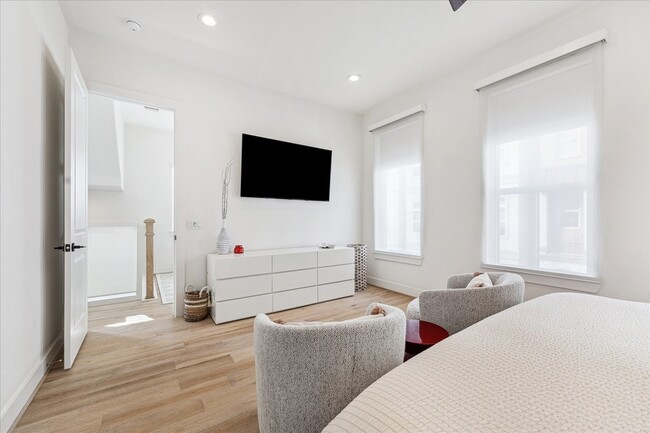 Building Photo - 3609 Lannister Ln