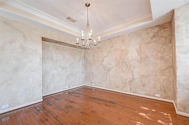 Building Photo - 7510 Shadow Terrace Ln