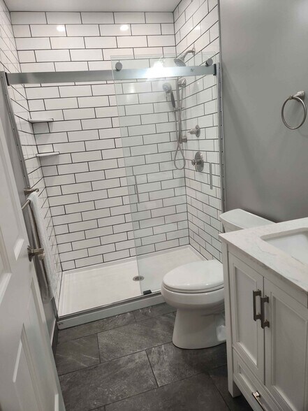 Building Photo - 13487 Cleveland Ave NW