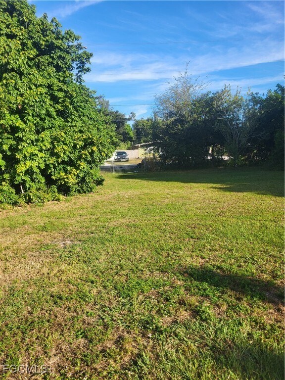 Building Photo - 2027 Maravilla Cir