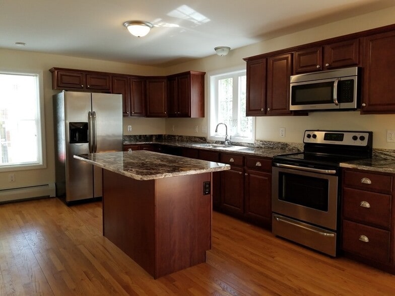 Kitchen - 50 Top St