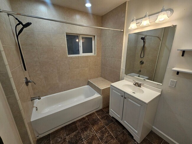 Building Photo - Home for Rent in Corning! 2 Bedroom 1 Bathroom PLUS Bonus Room