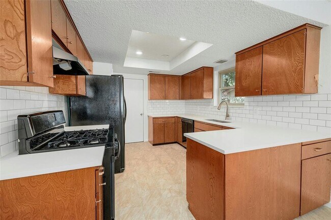 Building Photo - 11720 Running Fox Trail