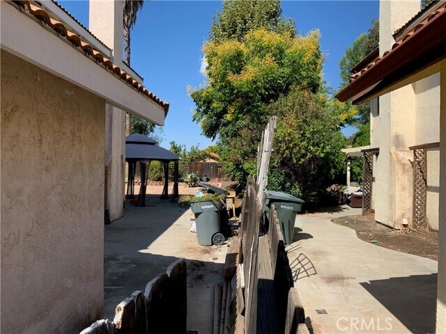 Building Photo - 29738 Vail Brook Dr