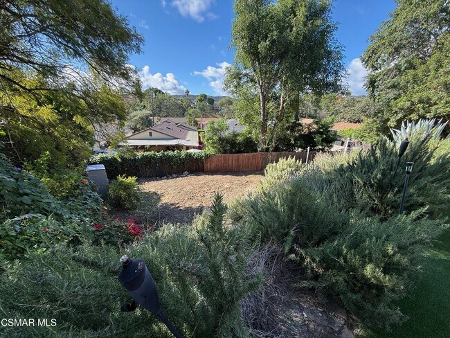 Building Photo - 748 Masterson Dr