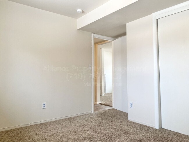 Building Photo - 2818 Dusk Dr