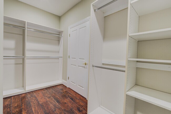 Building Photo - 2612 Face Rock Ct