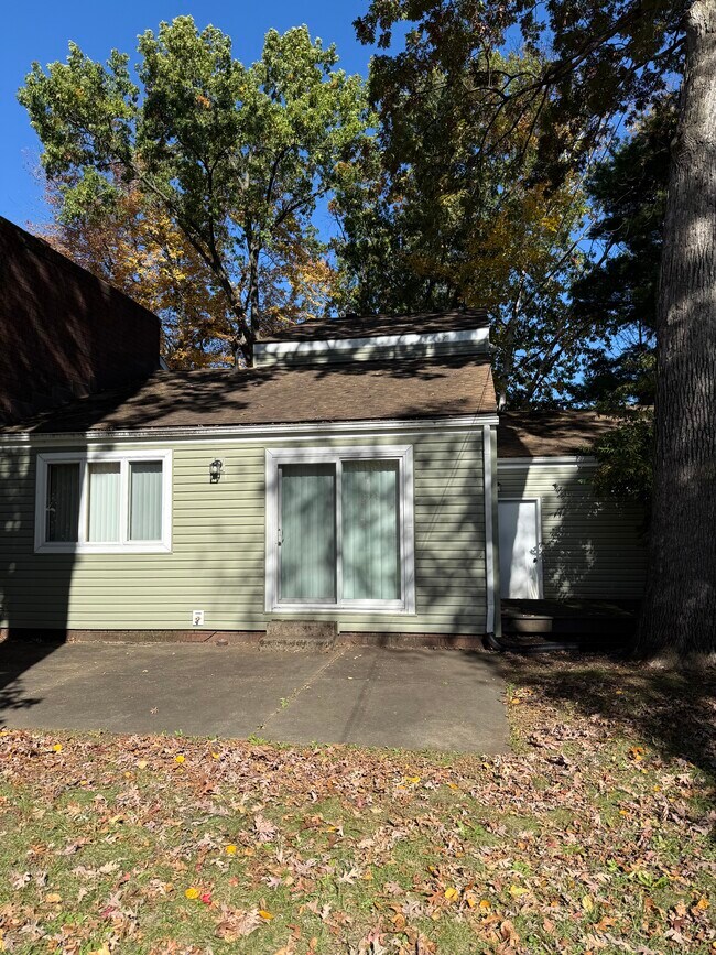 Building Photo - 3112 20th St NW