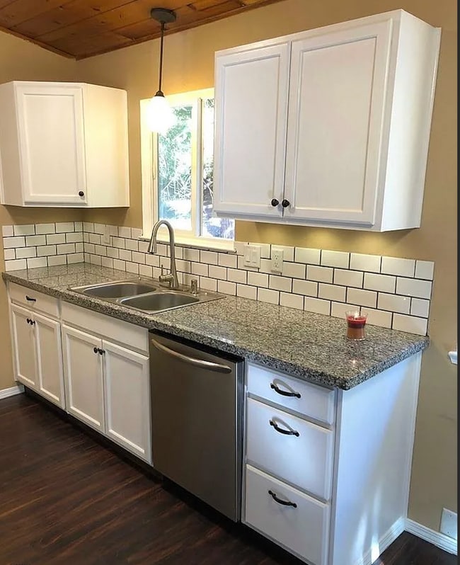 Building Photo - Spacious Twain Harte Sanctuary: Expansive 4-Bedroom Home with Solar Included!