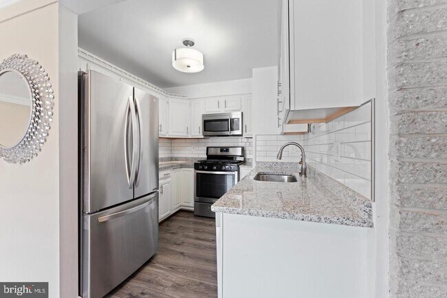 Building Photo - 4410 Briarwood Ct N