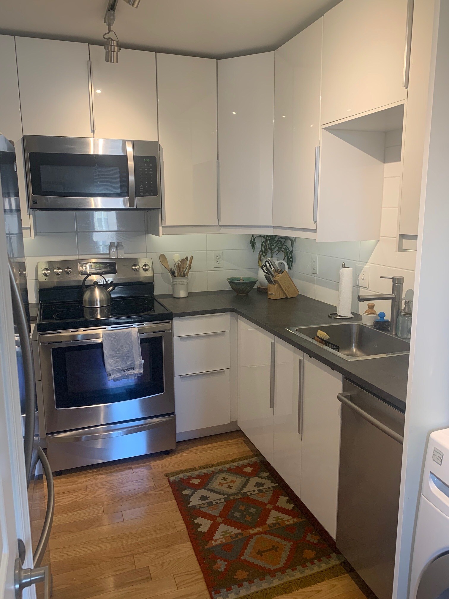 Building Photo - 1830 17th Street, NW