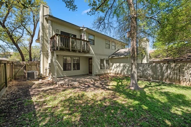 Building Photo - 8006 Tuscarora Trail