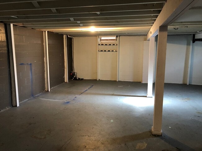 Building Photo - Spacious Home Coming Soon!