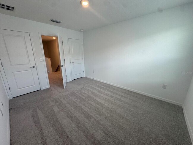 Building Photo - 8720 Daybreak St