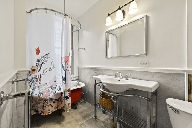 Building Photo - 1119 N Calvert St