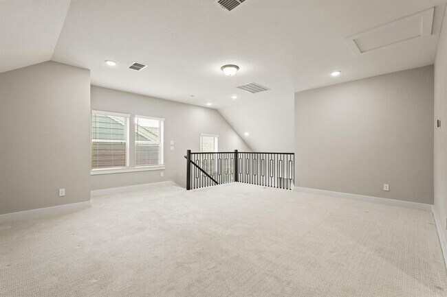 Building Photo - 10972 Hewitt Cliff Ln
