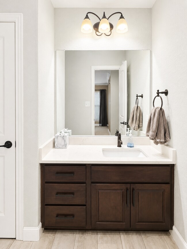 Building Photo - STUNNING LUXURY HOME  |  OPEN-CONCEPT  |  OFFICE & GAME ROOM  |  GREEN BELT  |  ALAMO RANCH  |  E...