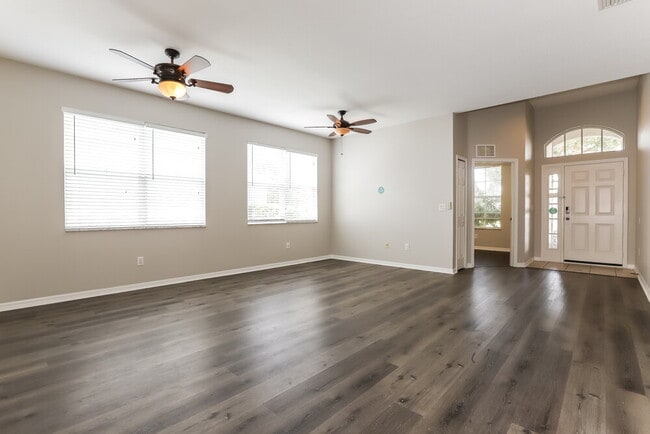 Building Photo - 6717 Cambridge Park Dr