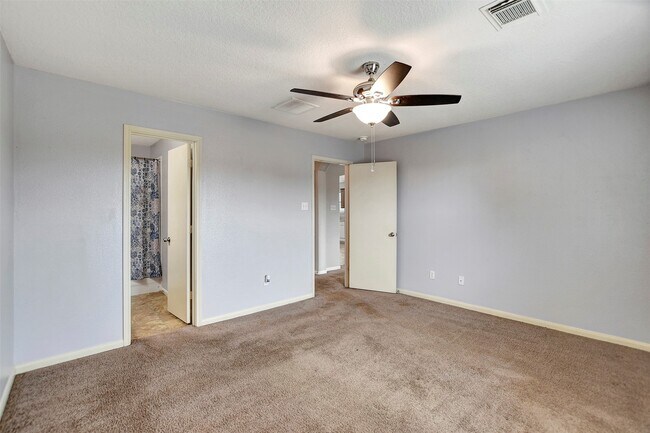 Building Photo - 12319 Chute Forest Ct