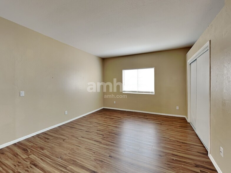 Building Photo - 12737 W Boca Raton Rd