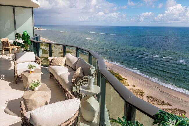 Primary Photo - 900 N Ocean Blvd