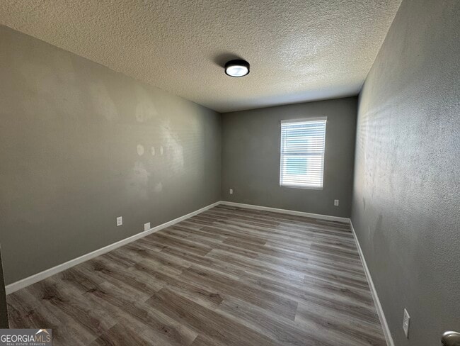 Building Photo - 217 Brooklet Cir