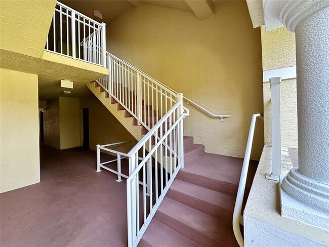Building Photo - 6533 Emerald Dunes Dr