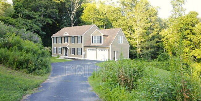 Building Photo - 6 Oak Ridge Road