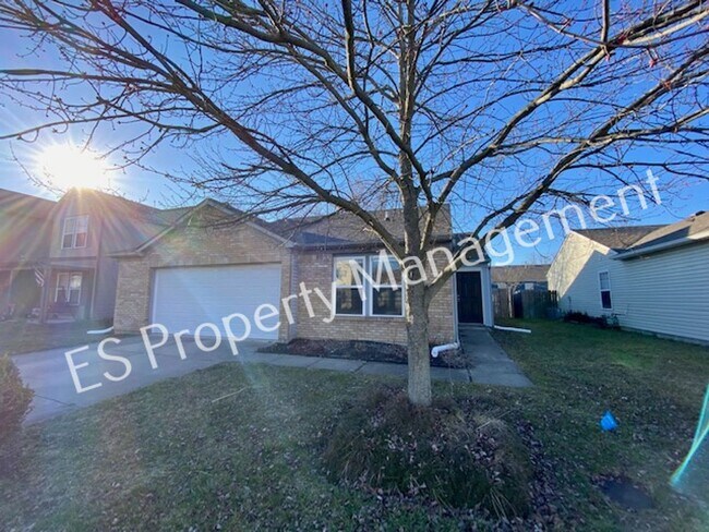 Building Photo - Stunning 3 Bedroom 2 Bath Home in Franklin Township!