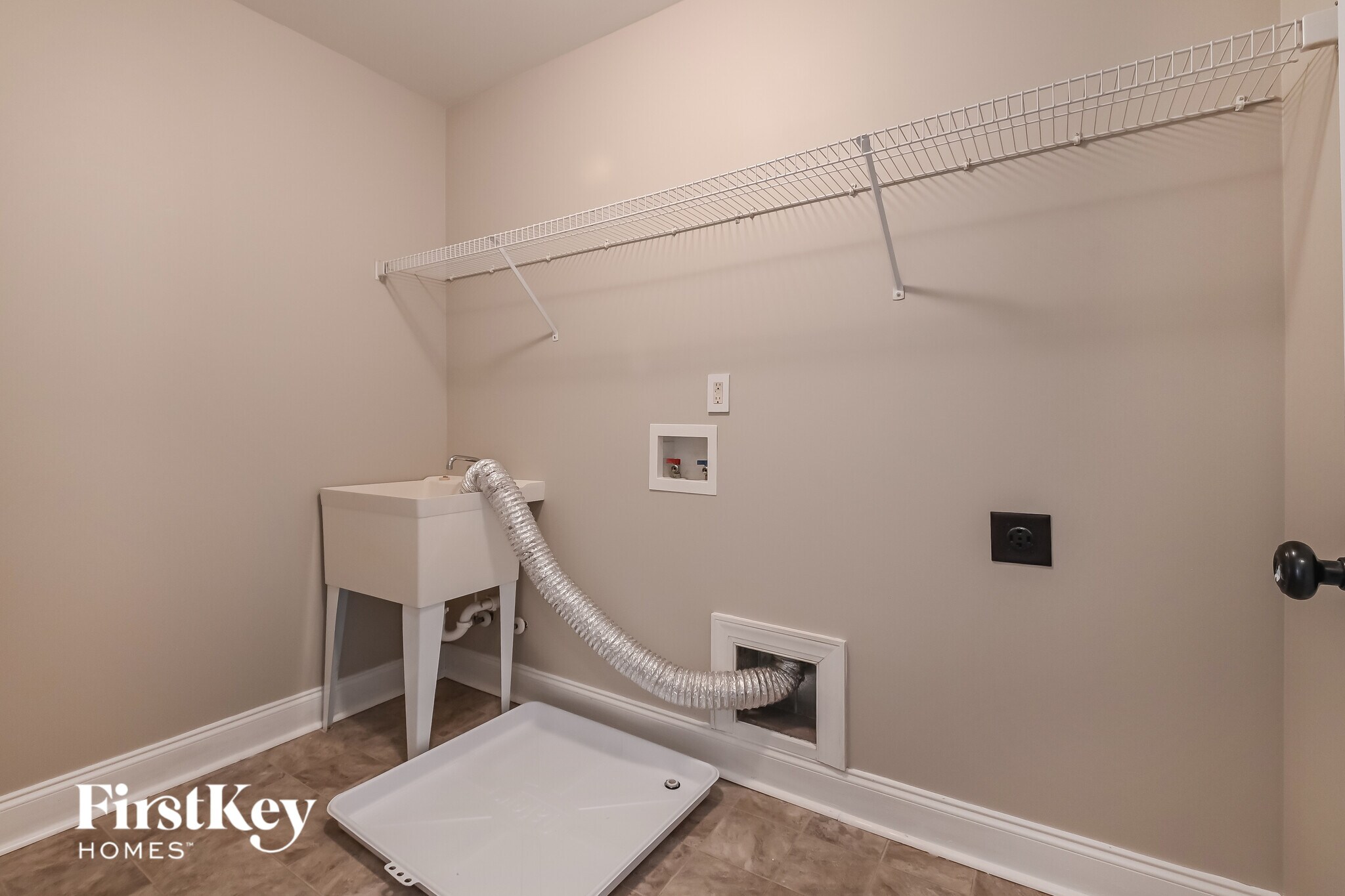 Building Photo - 1011 Bridlemine Dr