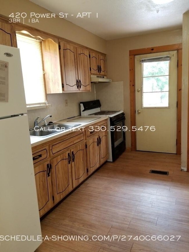 Building Photo - 3 bedroom in Akron OH 44311