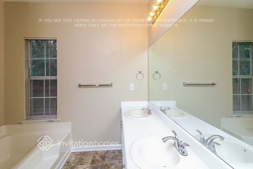 Building Photo - 4237 Sturbridge Dr