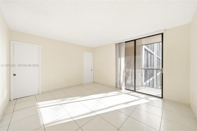 Building Photo - 8760 SW 133rd Avenue Rd